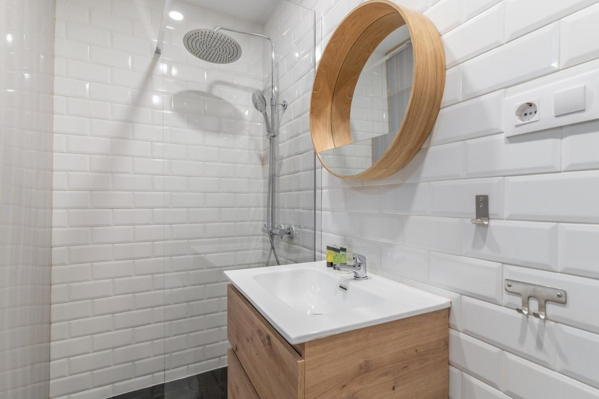 Modern Duplex-2Bedrooms 3Baths-Palacio Madri Exterior foto