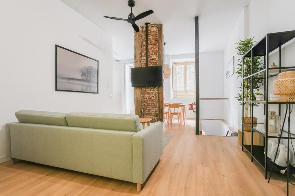 Modern Duplex-2Bedrooms 3Baths-Palacio Madri Exterior foto